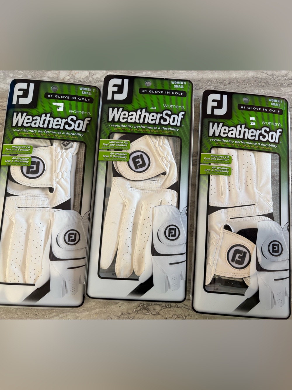 FootJoy WeatherSof golf Women’s left small glove - 3pcs white black